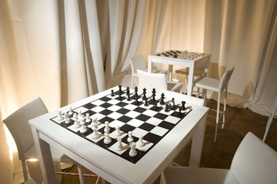 In between dancing, guests could keep busy with chess or backgammon in the black and white game room.