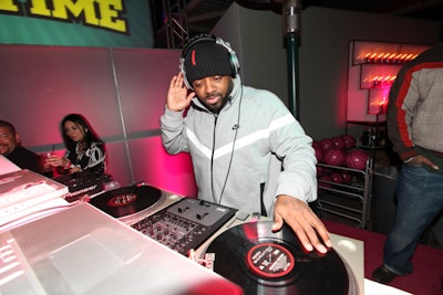 Jermaine Dupri took to the turntables throughout the night.