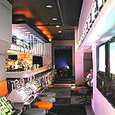 E1466disc 2001 1001 Remotelounge 1 152