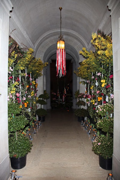 Many guests stopped to have their photos taken in front of the treillages, which were striking, if uneven.