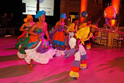 Dancers from Tamboula Ethnic Dance Company performed during the cocktail hour.