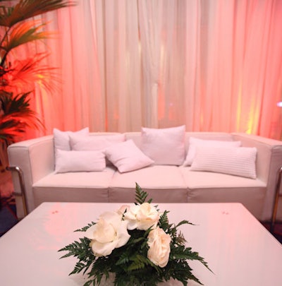 Jay Watkins of Ociana Group made floral arrangements for the Bloomingdale's lounge and the dining tables in the ballroom.