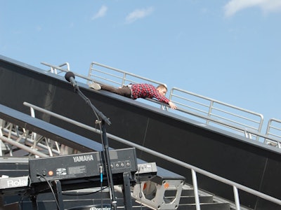 Powersliding involves sliding down rails and other tracks on a two-story course.