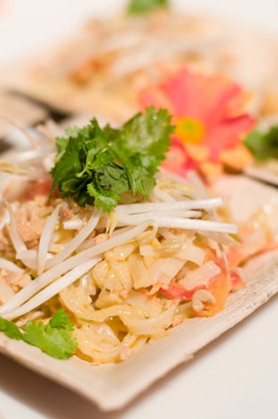 Servers at a noodle station in the Artifacts Room offered traditional and silken tofu pad Thai, cold soba noodle salad, and Cantonese chow mein to guests.