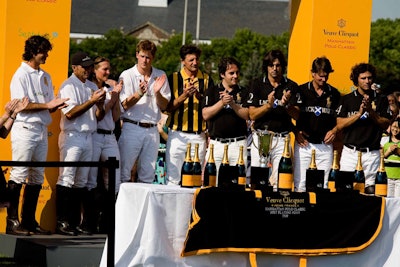 Immediately following the final chukker, Cécile Bonnefond, president of Veuve Clicquot Ponsardin, hosted the award ceremony on the pitch.