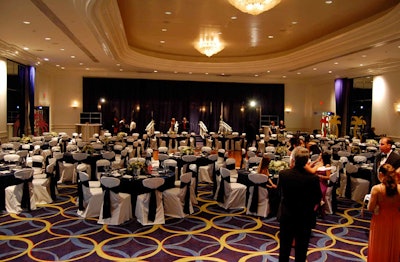 Gonzalez used the ballroom's navy-and-white palette in the table decor.