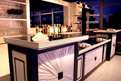 Capital Decor & Events provided the Art Deco bars.