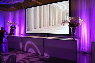 Architectural images provided a backdrop for the food station in the urban lounge.