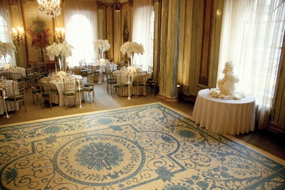 When the director saw the vinyl dance floor printed with a rug pattern at the wedding reception in the Madison Room at the Palace Hotel, he decided to end the episode—and the first season—with an overhead shot of several characters dancing.