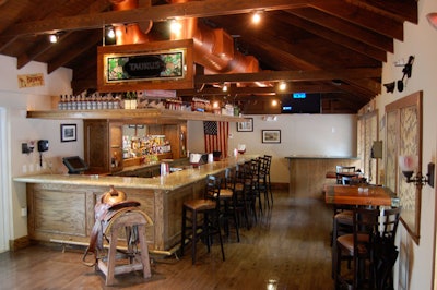 Though primarily a bar, the Taurus also serves food prepared in the kitchen at neighboring Calamari restaurant.
