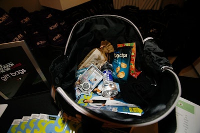 The magazine filled the V.I.P. gift bags with healthy snacks, drinks, and the latest issue of SOBeFiT.