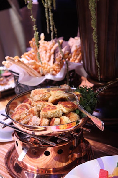 Design Cuisine handled catering for the onstage cocktail reception, which included savory snacks such as crab cakes.