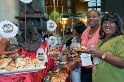 In the lobby of the Leo Burnett building, the Hearty Boys catered a Thai breakfast for approximately 1,000 guests.