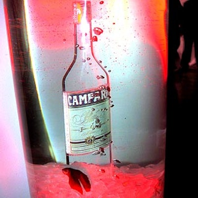 Eventstyle's signature white-gravel tank was decorated with a bottle-shaped plastic insert with event sponsor Campari's label.