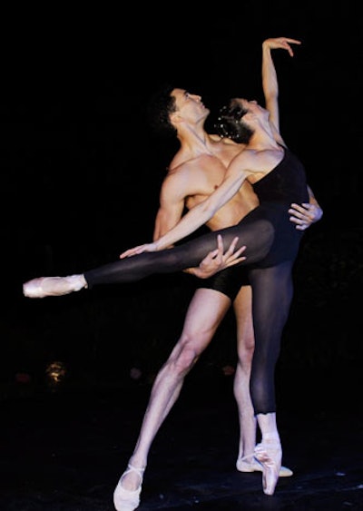 Joffrey Ballet dancers Fabrice Calmels and Valerie Robin performed in the courtyard after the fashion show.