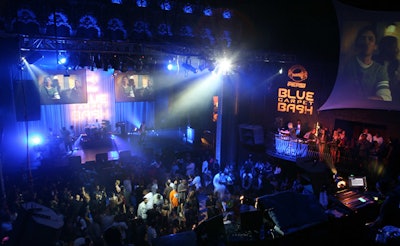 The 2008 Pepsi Smash party at the Avalon Hollywood had screens showing Pepsi ads throughout the L.A. club.
