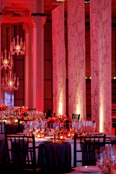 Dinner tables were covered in dark, crushed satin linens, and modern Italian Bellini chairs were used for seating.