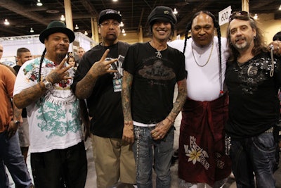 Mario Barth posed with a group that included Tommy Lee at the celebrity-heavy tattoo show.