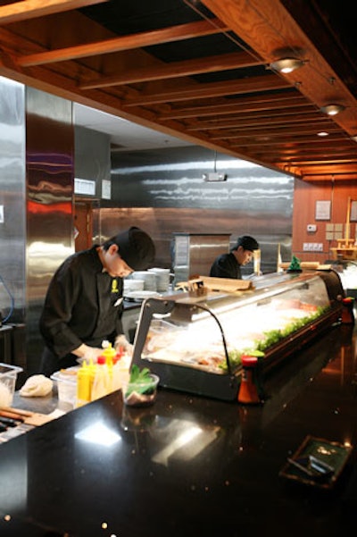 Sushi chefs from Shinto Japanese Steakhouse & Sushi Bar can lead sushi-making classes at offices or event spaces.