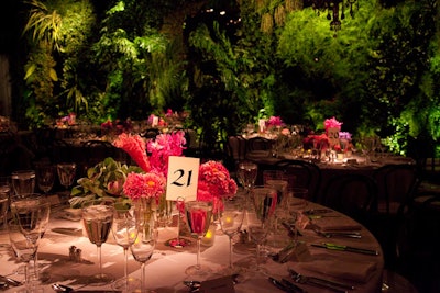 Per event chair Donatella Versace's request, pink flourishes were incorporated into the dinner decor. The fuchsia centerpieces included orchids, garden roses, dahlias, and ranunculus.