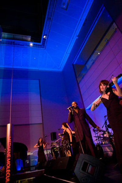 Broadway Cares performed star- and flight-themed tunes such as 'Fly Me to the Moon' and 'I Believe I Can Fly.'
