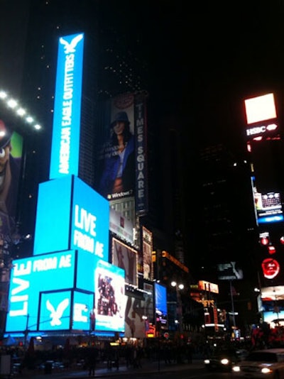 On Tuesday night, American Eagle Outfitters lit up Times Square with a 25-story LED sign emblazoned with logos and footage from the red carpet and inside the party.