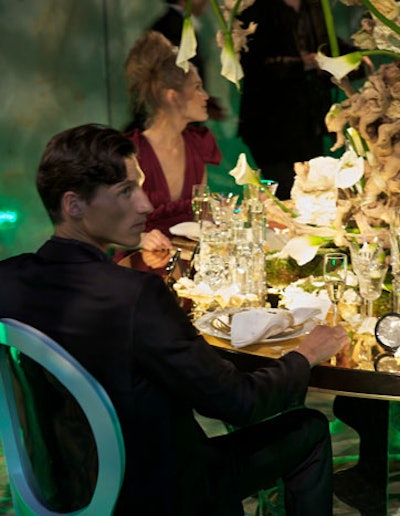 To give the dinner party tableau some life during the event, four models sat at the table.