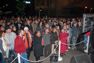 Some 1,000 guests turned out for the public portion of the event, which included a message from Berlin Mayor Klaus Wowereit via telecast.
