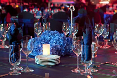 Blue hydrangeas topped tables at the Carnivale du Vin.