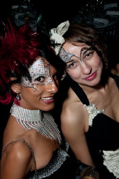 I can 't resist a masked ball, and neither could these two lovelies.