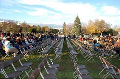 This year, for this first time, the nearly 10,000 tickets for the lighting ceremony were issued through a lottery.