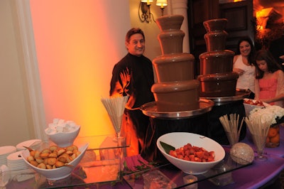 Cafe Ala Carte provided chocolate fountains and dipping items for dessert.