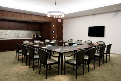 The banquet and meeting space, which includes five spacious conference rooms, is located one floor beneath the lobby.