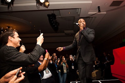 Jamie Foxx performed at the Grid Iron Greats party on Friday night at the Ritz-Carlton, South Beach. The event was hosted by Mike Ditka and produced by E Squared Concepts.