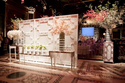 Among the flowers were 1,000 stems of white phalaenopsis orchids, which Fiscus's grower shipped directly to New York.
