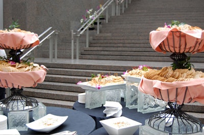 Reagan Building chefs provided sandwiches and breads at stations in each hall.