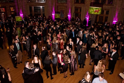 Sound Investment shone pink lights on the walls of Cafe Brauer.