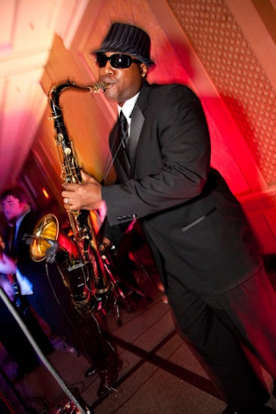 The Flipside provided live entertainment for guests on the dance floor.