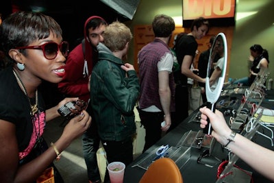 Singer Estelle was one of the artists who stopped by the Carrera Escape for a new pair of glasses.