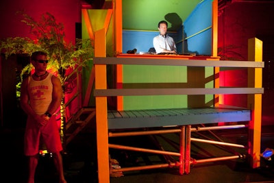 DesignScene created a custom DJ booth reminiscent of a South Beach lifeguard tower.
