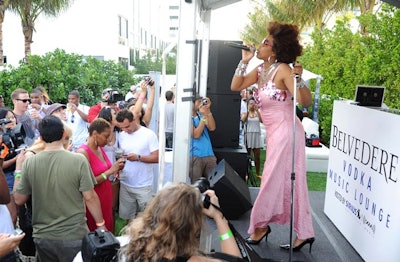 Macy Gray performed at the Belvedere lounge at the W South Beach on Thursday.