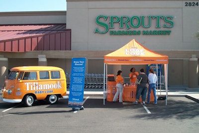 The bus is making stops at grocery stores and farmers markets around Los Angeles and beyond.