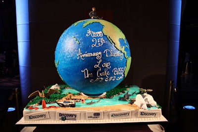 Cake Boss star Buddy Valastro baked a spinning globe cake and cupcakes for each of the guests.