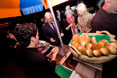 More munchies were offered at hot-dog carts, which guests could top with sauerkraut, mustard, onion, or relish.