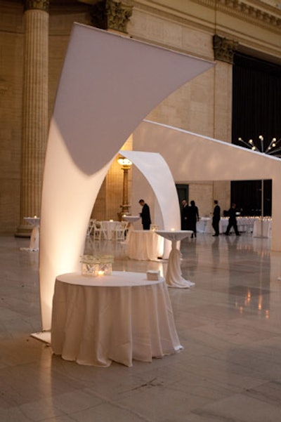 BBJ's white linens covered high and low tables where guests congregated during the cocktail reception.