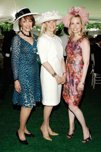 Evelyn Lauder (whose company gave make-up cases), Karen LeFrak, and the Central Park Conservancy Women's Committee president Gillian Miniter flaunted their finest.