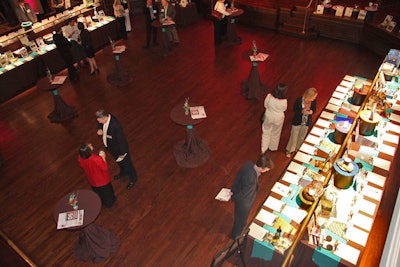 A brown-and-blue color scheme appeared in invites, programs, and linens that decked the silent auction tables. Lots included a bowling party, theater tickets, and dinners at local restaurants.