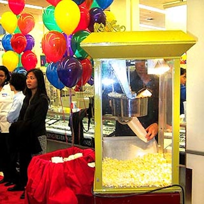 Dean and DeLuca provided popcorn for all of the adult and kid attendees.