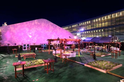 Outside the party tent, purple flowers filled boxes in a nod to scenes from the movie.