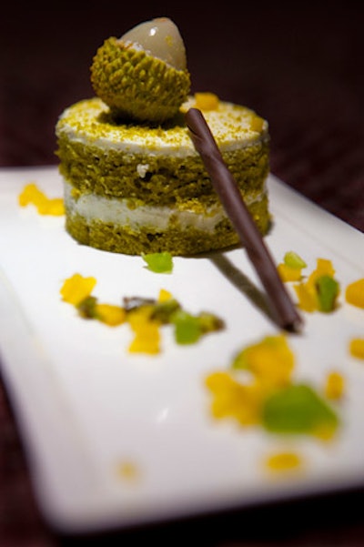 Dessert was green-tea cake with white chocolate-lemongrass butter cream and vanilla-jasmine-honey reduction.